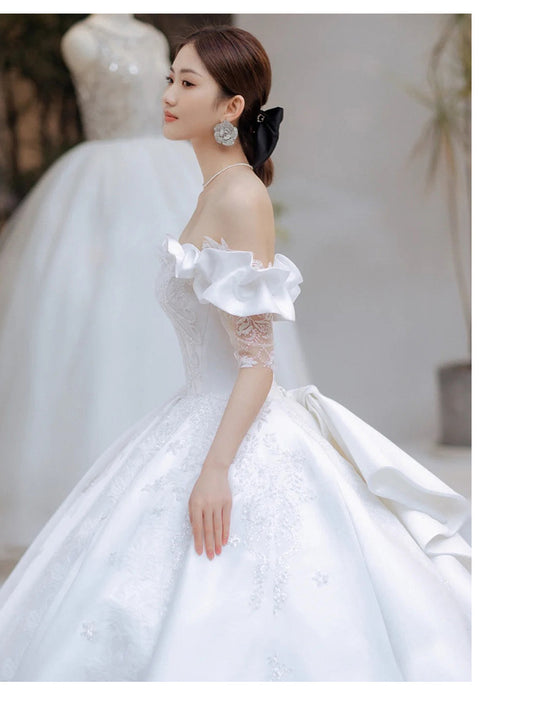 White Satin Main Wedding Dress New Temperament Trailing Sweet Princess Bride Catwalk Dress