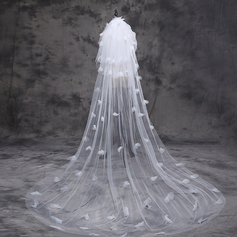 Bridal gown wedding veil